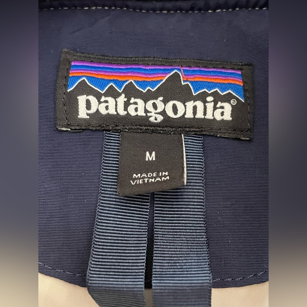 Patagonia - W's Classic Sherpa Retro-X Jkt - Natural w/New Navy Women’s Medium - Picture 8 of 9